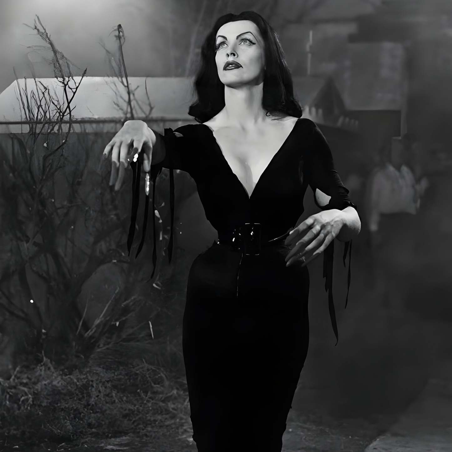 Vampira - Glow In The Dark Sticker
